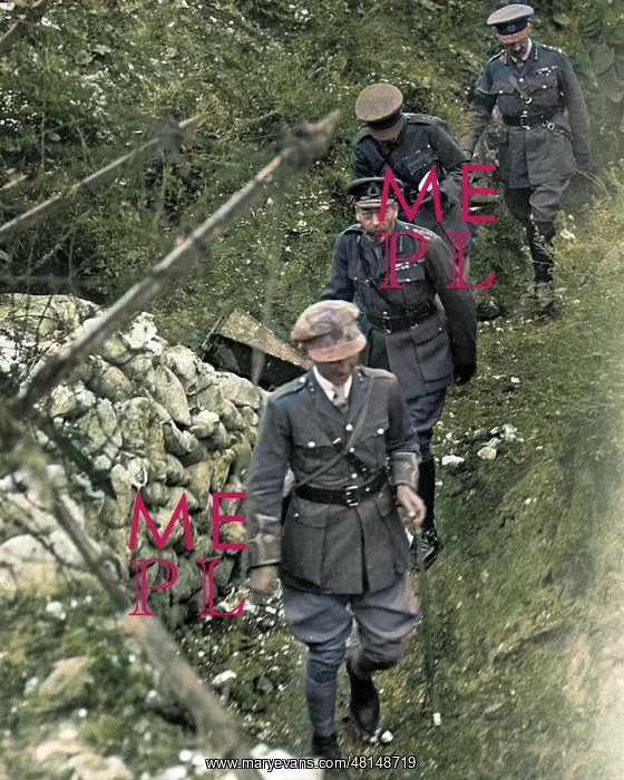  : King George V touring battlefield, Western Front, WW1