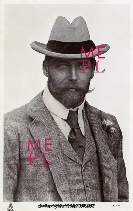 : King George V - tweed suit and hat : King George V - tweed suit and hat
