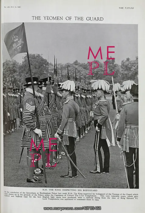 : King George VI inspecting the Yeomen of the Guard : King George VI inspecting the Yeomen of the Guard