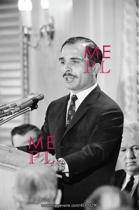 : King Hussein - Government - Royalty : King Hussein - Government - Royalty