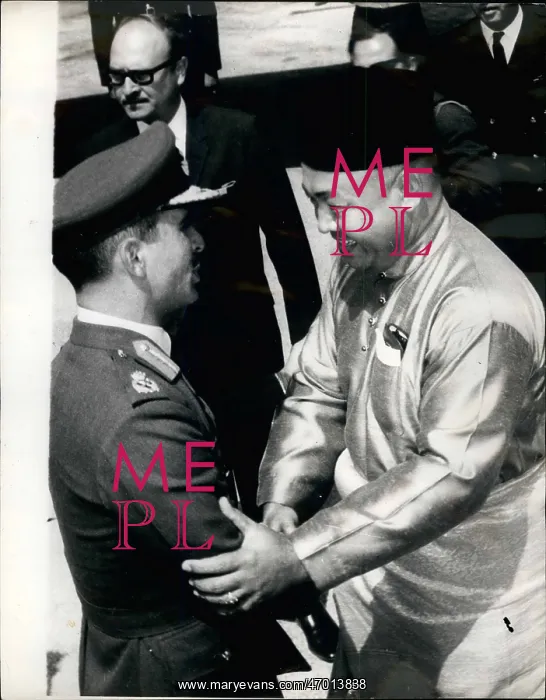 : King Hussein of Jordan with King of Malaysia : King Hussein of Jordan with King of Malaysia