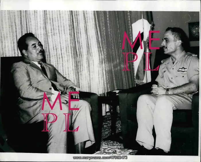 : King Hussein of Jordan with Qayed Ahman of Algeria : King Hussein of Jordan with Qayed Ahman of Algeria
