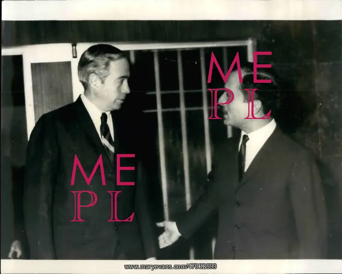 : King Hussein of Jordan and William Scranton : King Hussein of Jordan and William Scranton