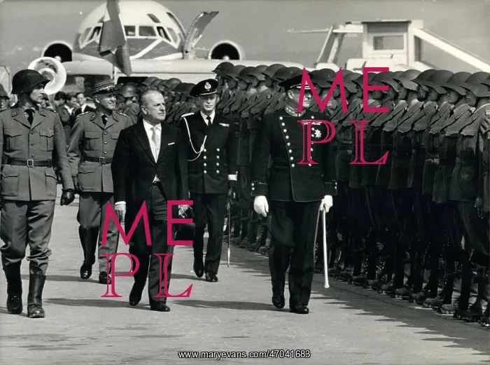 : King Olav V on official visit to Switzerland : King Olav V on official visit to Switzerland