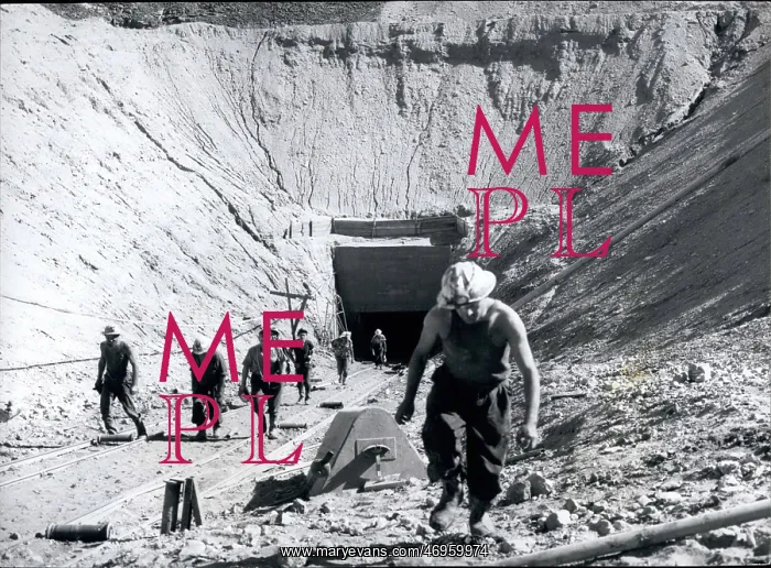 : King Solomon's Mines, Israel : King Solomon's Mines, Israel
