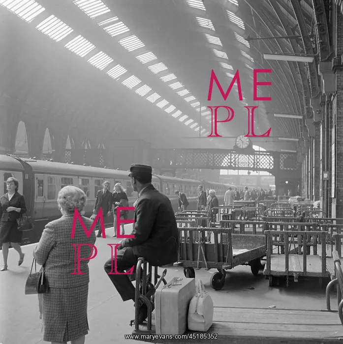: Kings Cross Station, London : Kings Cross Station, London