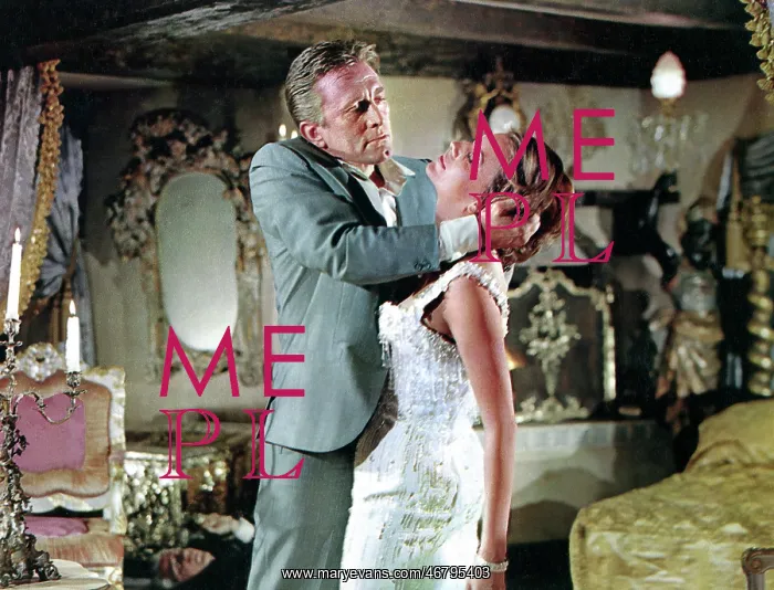: Kirk Douglas - Cyd Charisse : Kirk Douglas - Cyd Charisse