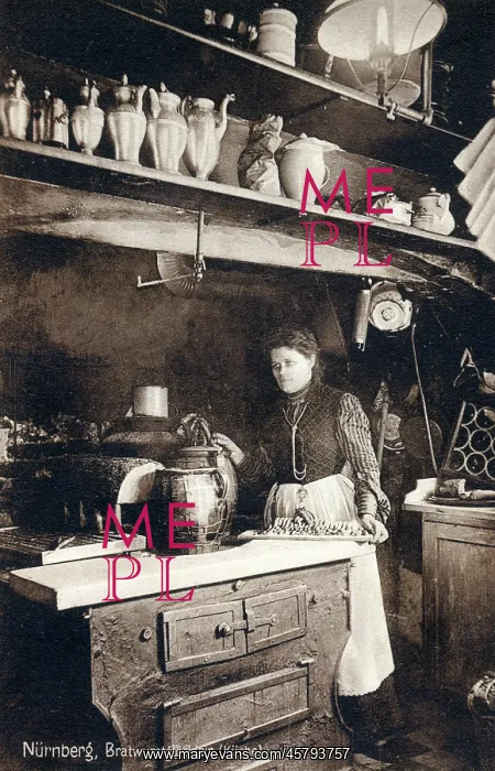 : The Kitchen of the Bratwurstglocklein in Nuremberg, Germany : The Kitchen of the Bratwurstglocklein in Nuremberg, Germany