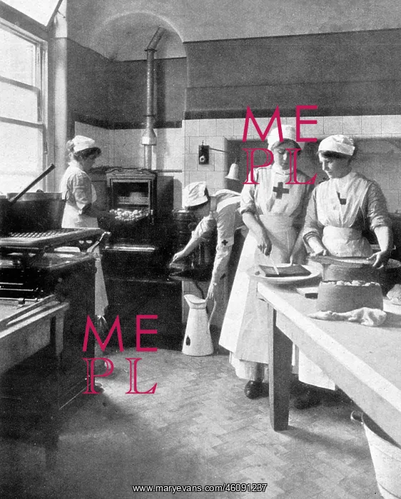 : Kitchen at Weir Red Cross Hospital, Balham, London, WW1 : Kitchen at Weir Red Cross Hospital, Balham, London, WW1