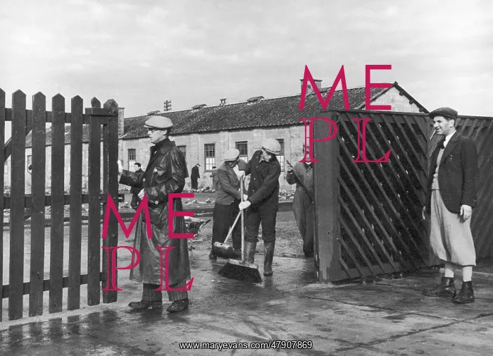 : Kitchener Camp WWII : Kitchener Camp WWII
