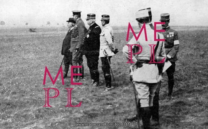 : Kitchener visits the French front : Kitchener visits the French front