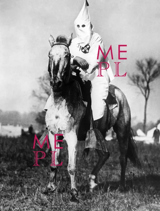 : Klansman doing sentry duty near the Klan ? : Klansman doing sentry duty near the Klan ?