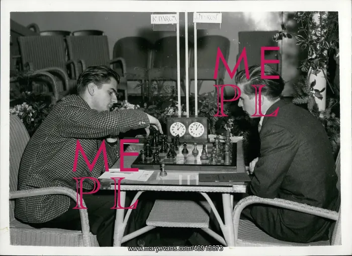 : Klaus Darga and Jonathan Penrose, Chess Congress : Klaus Darga and Jonathan Penrose, Chess Congress