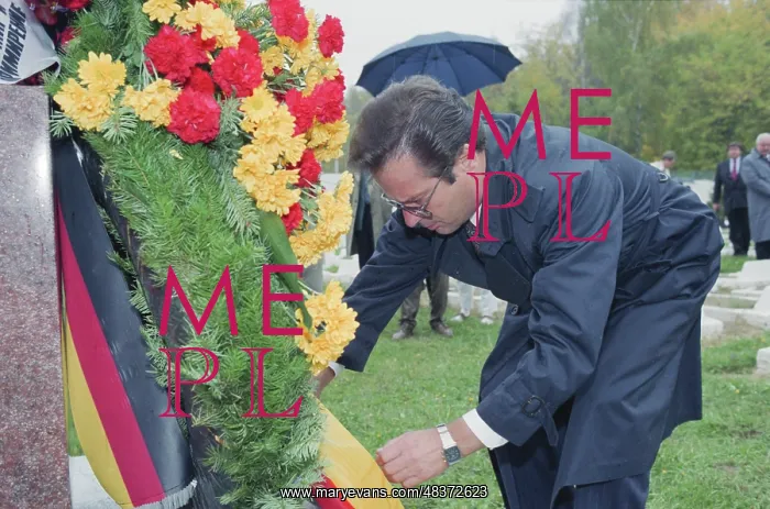 : Klaus Kinkel visits USSR : Klaus Kinkel visits USSR