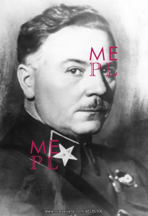 : Kliment Voroshilov, 30s : Kliment Voroshilov, 30s