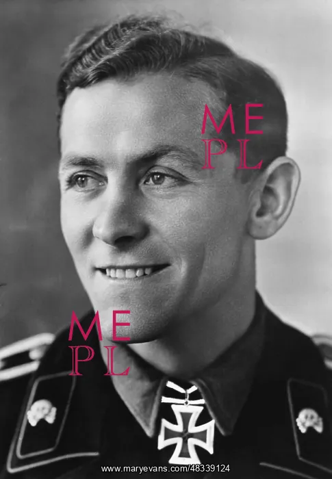 : Knight's Cross bearer Robert Eichert, 1943 : Knight's Cross bearer Robert Eichert, 1943