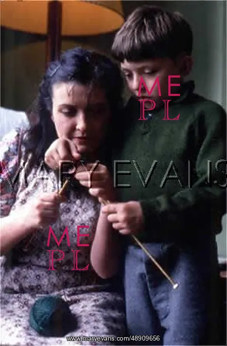 : KNITTING WITH MOTHER : KNITTING WITH MOTHER