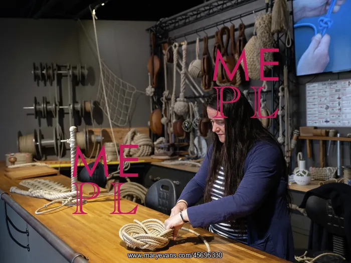 : Knot making, Corderie Royale, Arsenal, Rochefort, France : Knot making, Corderie Royale, Arsenal, Rochefort, France