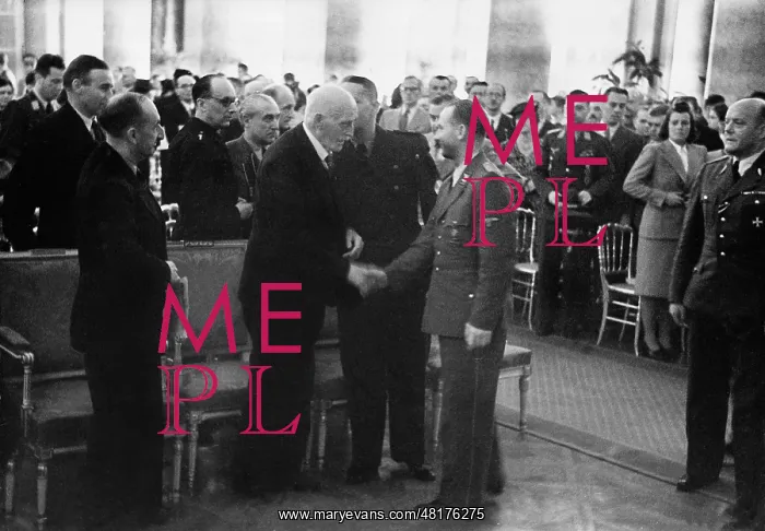 : Knut Hamsun, 1943 : Knut Hamsun, 1943