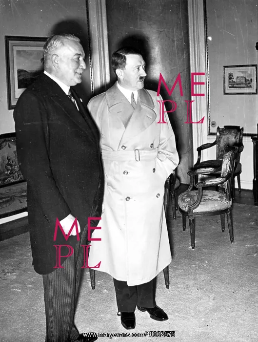 : Konstantin Freiherr von Neurath and Adolf Hitler : Konstantin Freiherr von Neurath and Adolf Hitler