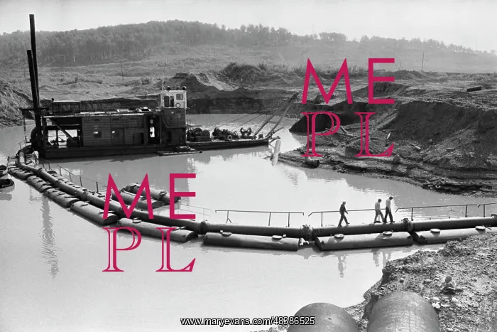 : Krapivinsky Hydroelectric Complex under construction : Krapivinsky Hydroelectric Complex under construction