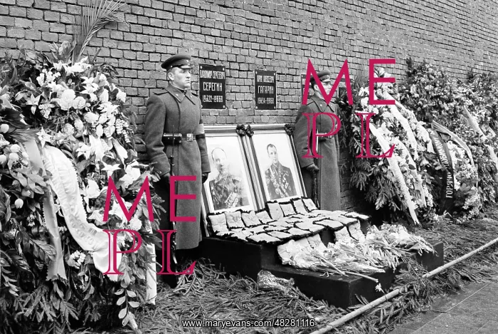 : Kremlin Wall, 1968 : Kremlin Wall, 1968