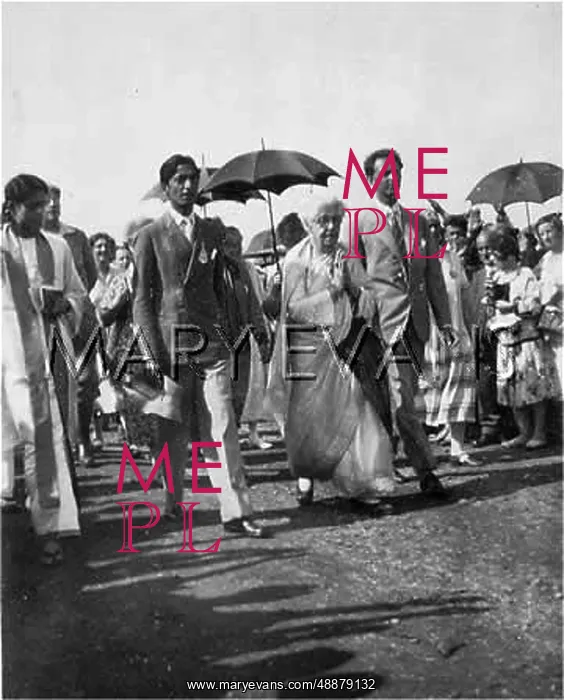  : KRISHNAMURTI & BESANT