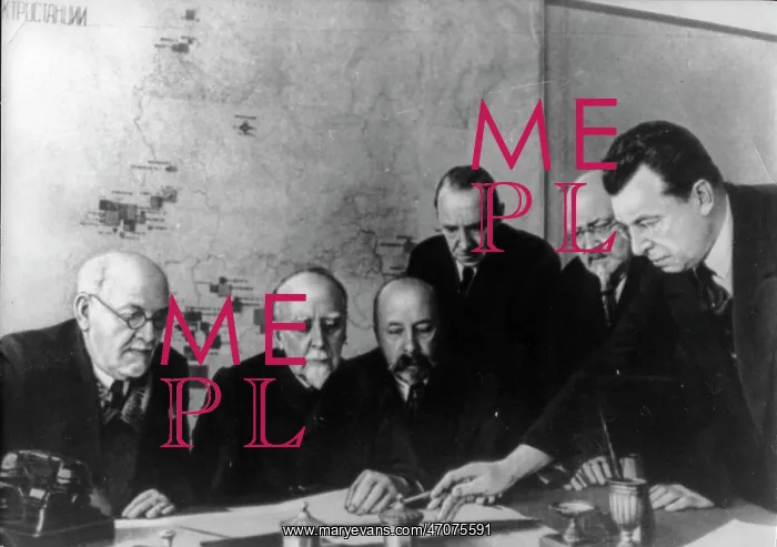 : Kruschev. KRUSCHEV : Kruschev. KRUSCHEV