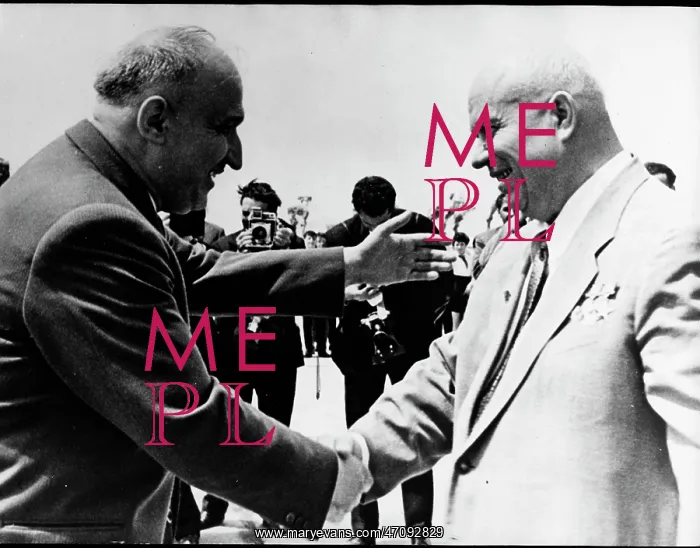 : Kruschev. KRUSCHEV : Kruschev. KRUSCHEV