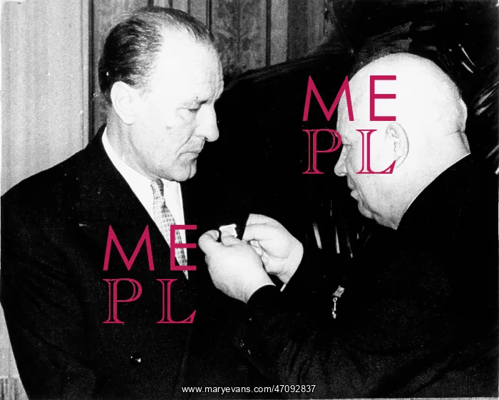 : Kruschev. KRUSCHEV : Kruschev. KRUSCHEV