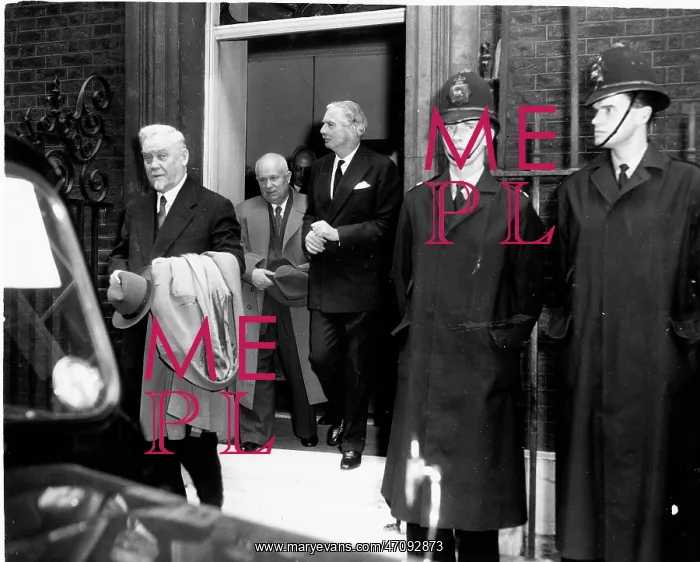 : Kruschev. KRUSCHEV : Kruschev. KRUSCHEV