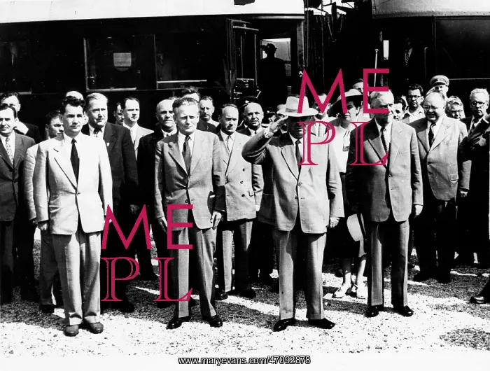 : Kruschev. KRUSCHEV : Kruschev. KRUSCHEV