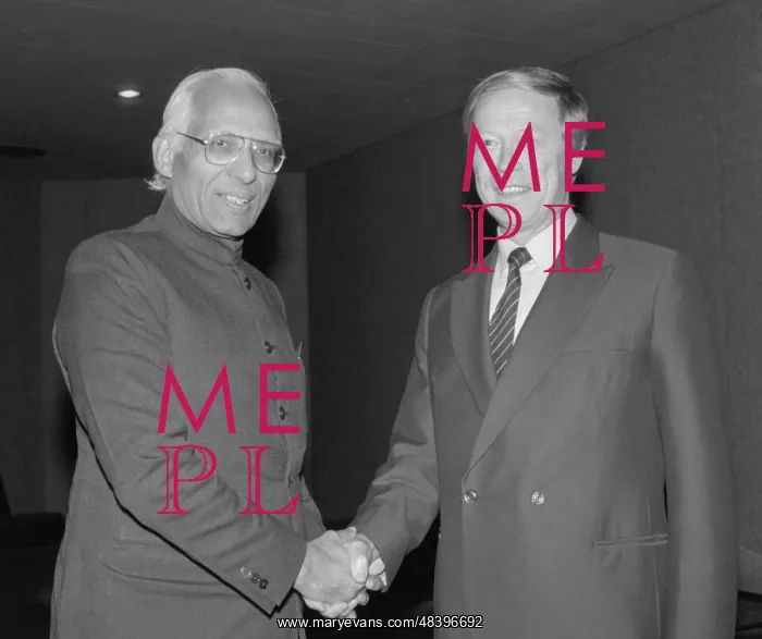 : Kumar Padma Sivasankara Menon visits USSR : Kumar Padma Sivasankara Menon visits USSR