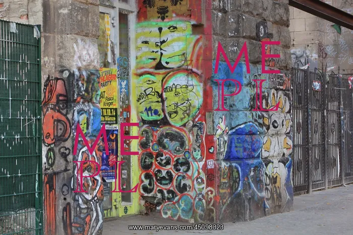 : Kunsthaus Tacheles, Berlin, Germany : Kunsthaus Tacheles, Berlin, Germany
