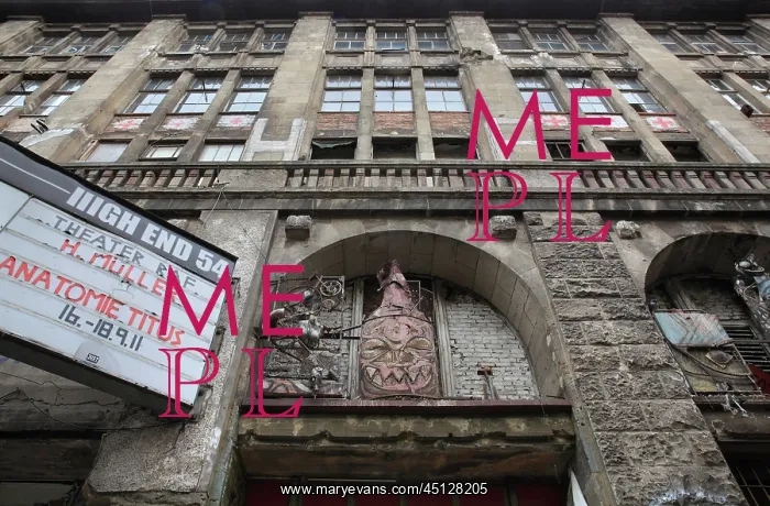 : Kunsthaus Tacheles, Berlin, Germany : Kunsthaus Tacheles, Berlin, Germany