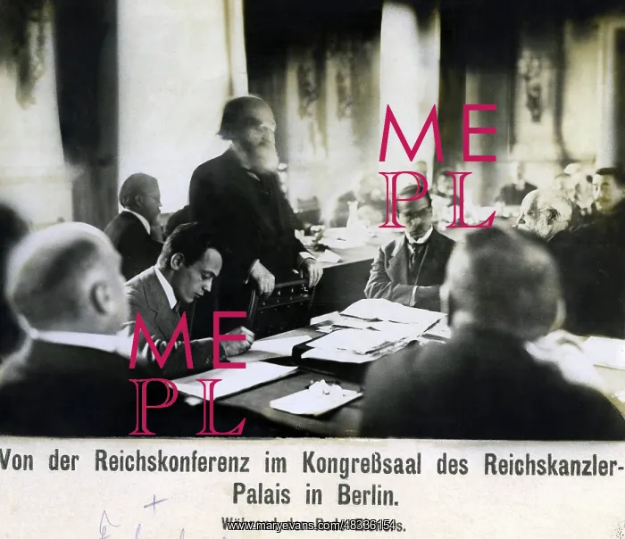 : Kurt Eisner gave a speech at the Imperial Conference, 1918 : Kurt Eisner gave a speech at the Imperial Conference, 1918