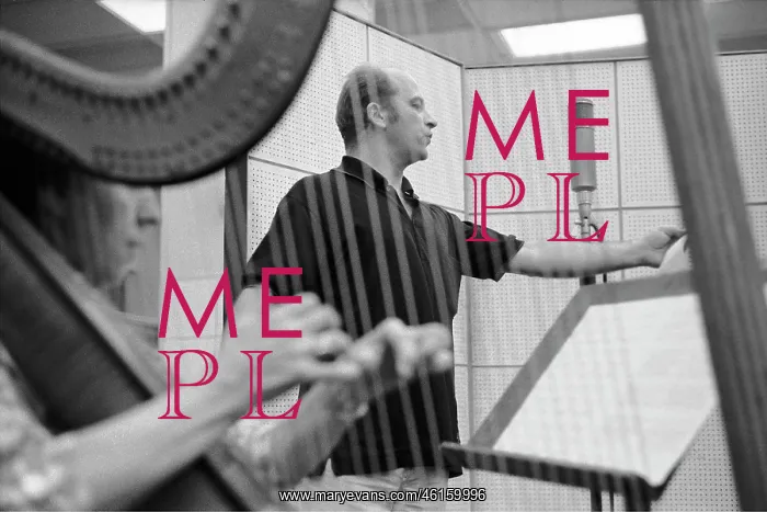 : Kurt Sowinetz at a recording session : Kurt Sowinetz at a recording session