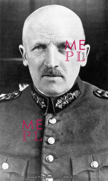 : KURT VON SCHLEICHER : KURT VON SCHLEICHER