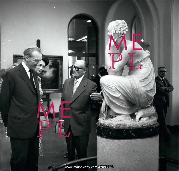 : Kurt Waldheim In Hungary: Budapest: Staying : Kurt Waldheim In Hungary: Budapest: Staying