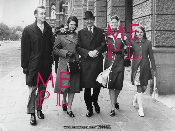 : Kurt Waldheim together with his wife : Kurt Waldheim together with his wife