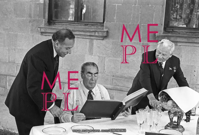 : L. Brezhnev on a visit to Azerbaijan : L. Brezhnev on a visit to Azerbaijan