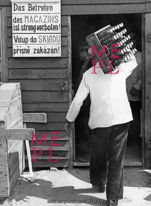 : Labor camp at Berlin, 1939 : Labor camp at Berlin, 1939