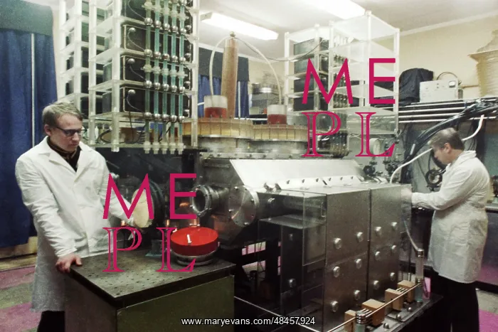 : Laboratory of high-power lasers : Laboratory of high-power lasers