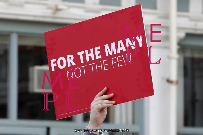 : Labour Banner, For The Many Not The Few : Labour Banner, For The Many Not The Few