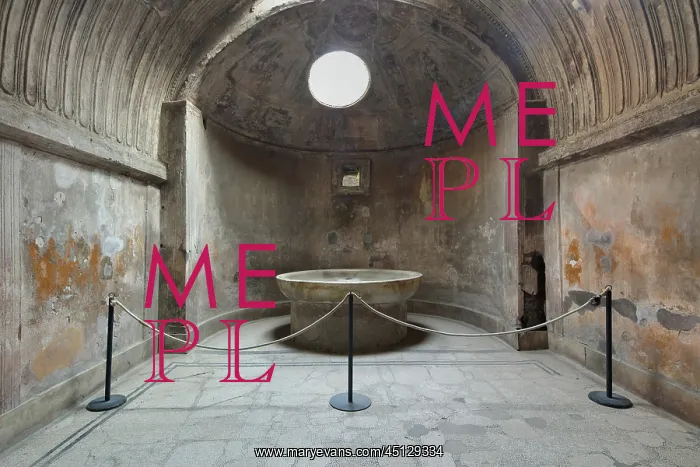 : Labrum, Caldarium, Forum Baths, Pompeii, Campania, Italy : Labrum, Caldarium, Forum Baths, Pompeii, Campania, Italy