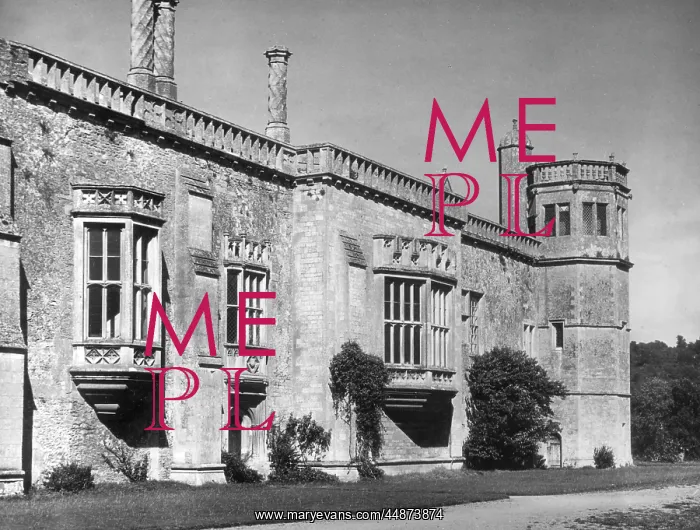 : LACOCK ABBEY : LACOCK ABBEY