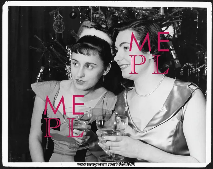 : LADIES WATCH THE PARTY : LADIES WATCH THE PARTY