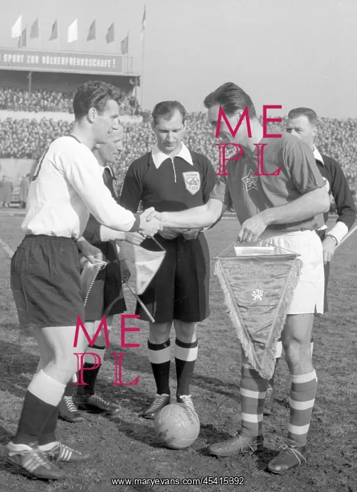 : Ladislav NOVAK - Hans SCHA??FER : Ladislav NOVAK - Hans SCHA??FER