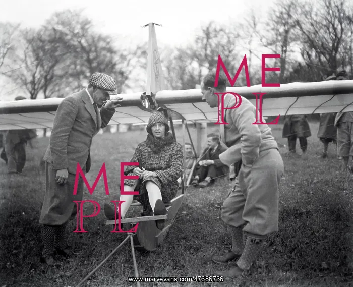 : Lady Bailey preparing for flight in Zogling glider : Lady Bailey preparing for flight in Zogling glider