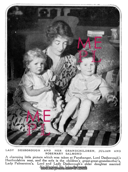 : Lady Desborough with her grandchildren : Lady Desborough with her grandchildren